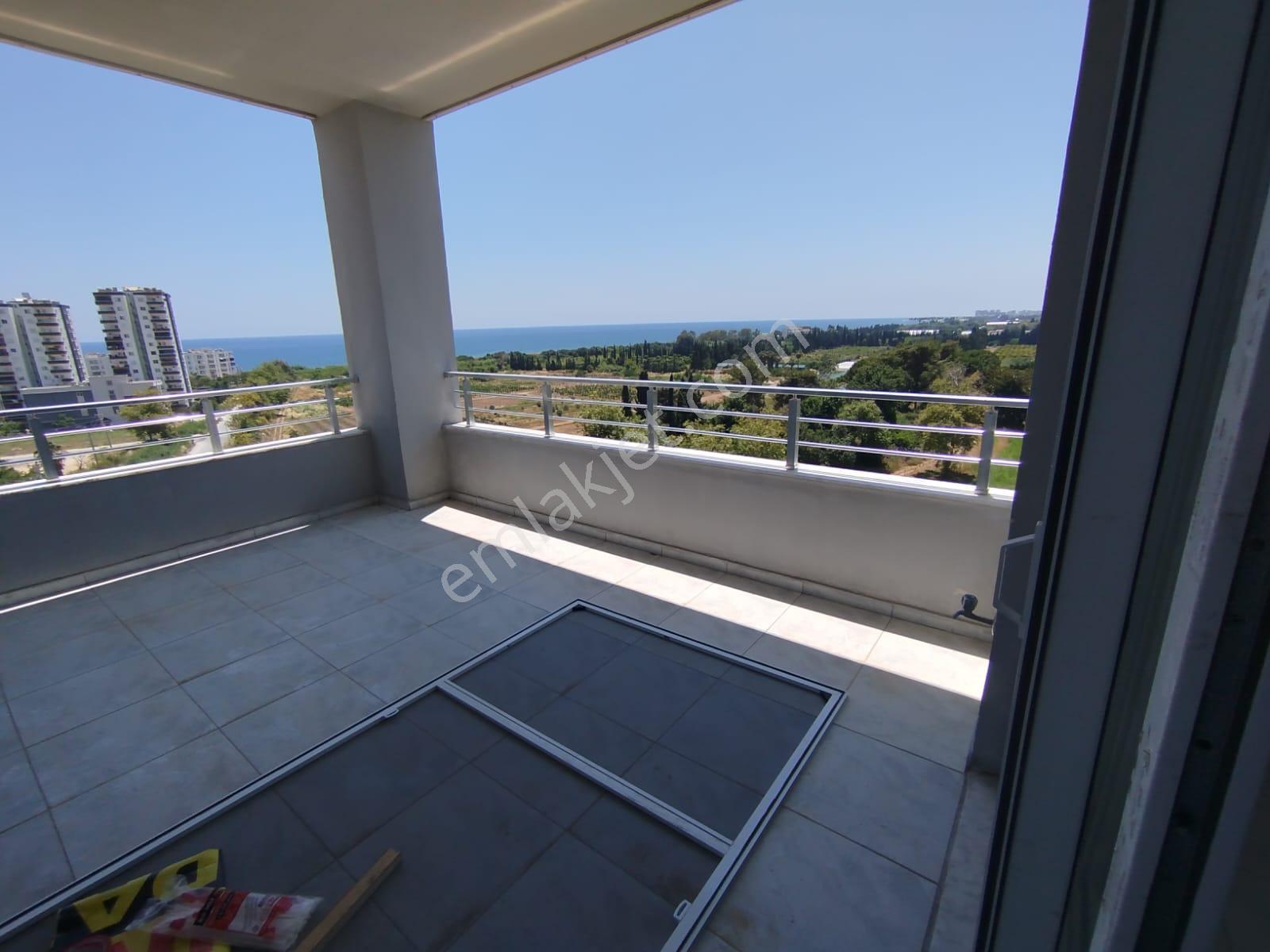 Erdemli Arpaç'ta Deniz Manzaralı, Havuzlu 2+1 Kiralık Daire - Görsel 7