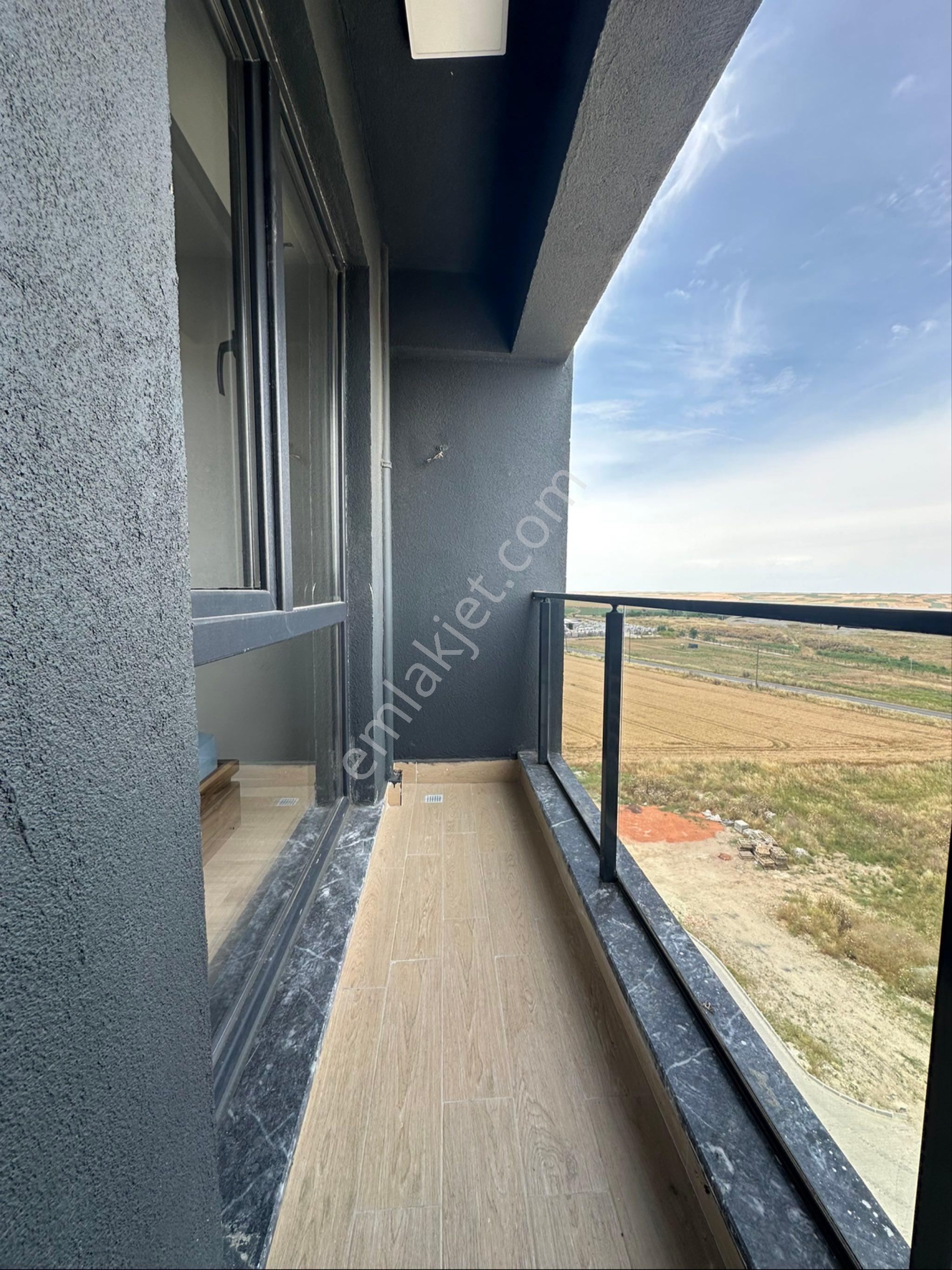 Tuğra'dan Hatip Mah.armonia Rezidansta 1+1 Eşyalı Kiralık Daire - Görsel 18