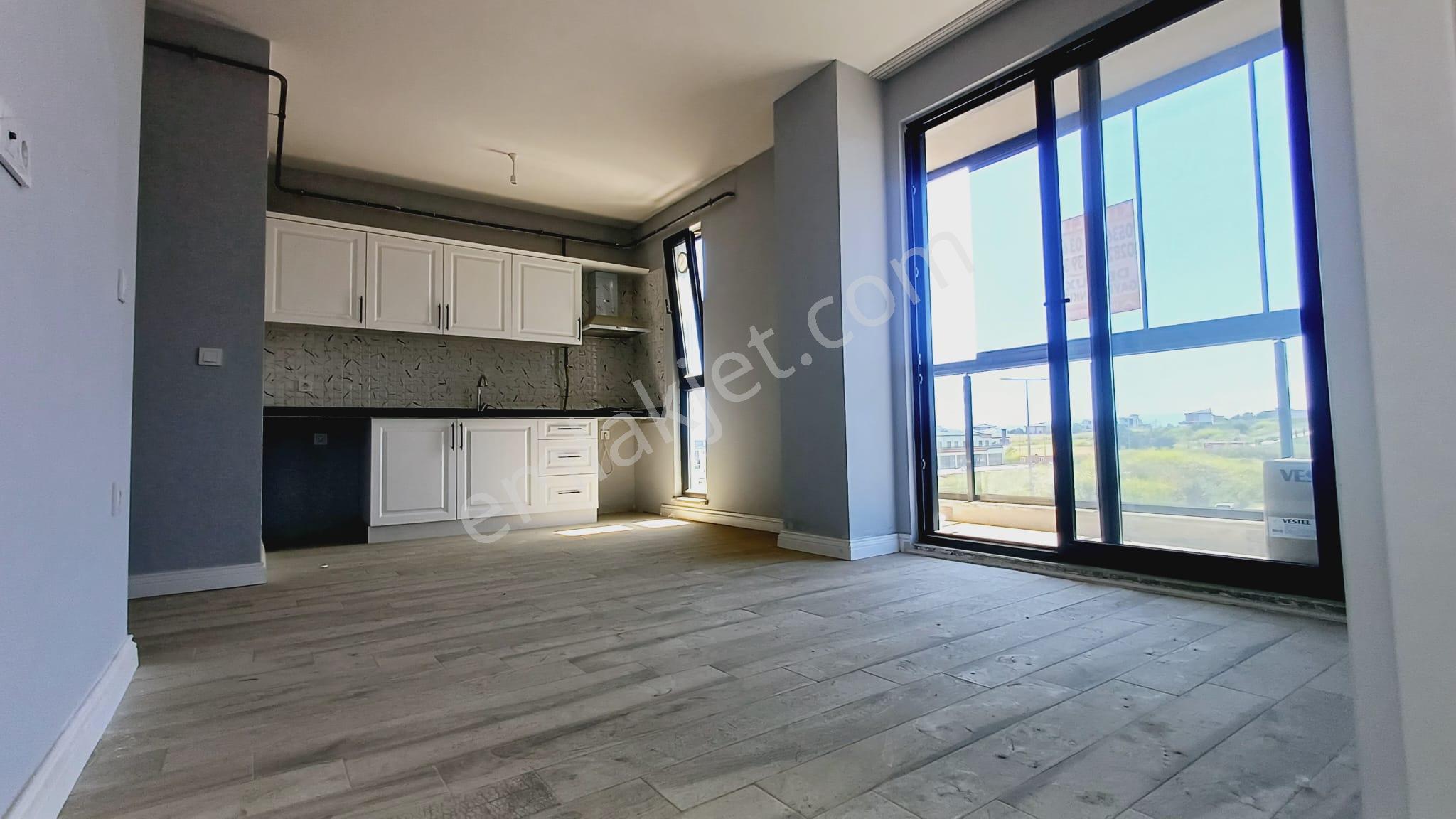 Delux'den Tekirdağ Süleymanpaşa Atatürk Mah 1+1 Kiralık Daire