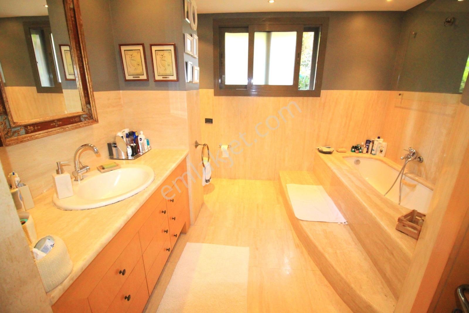 Kurucesme Harika Konumda Satılık Boğaz Manzaralı Müstakil Villa - Görsel 6