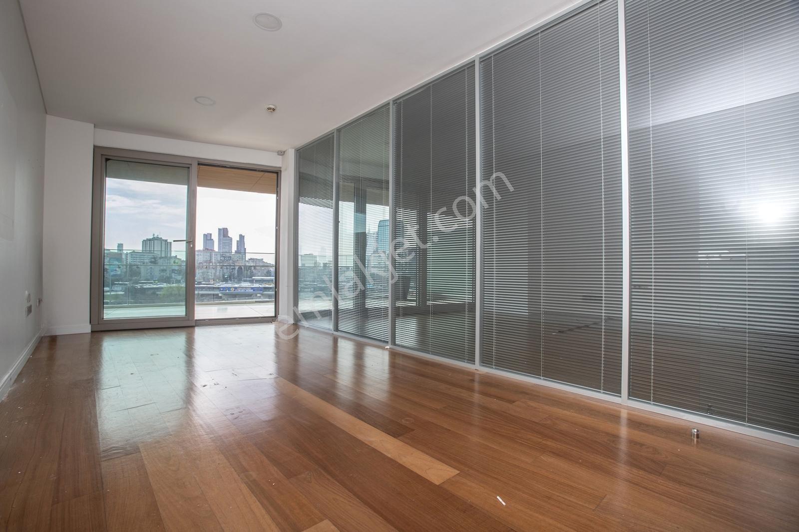 Zorlu Center Teras Evler Satılık 140 M2 Ofıs Satılık - Görsel 16