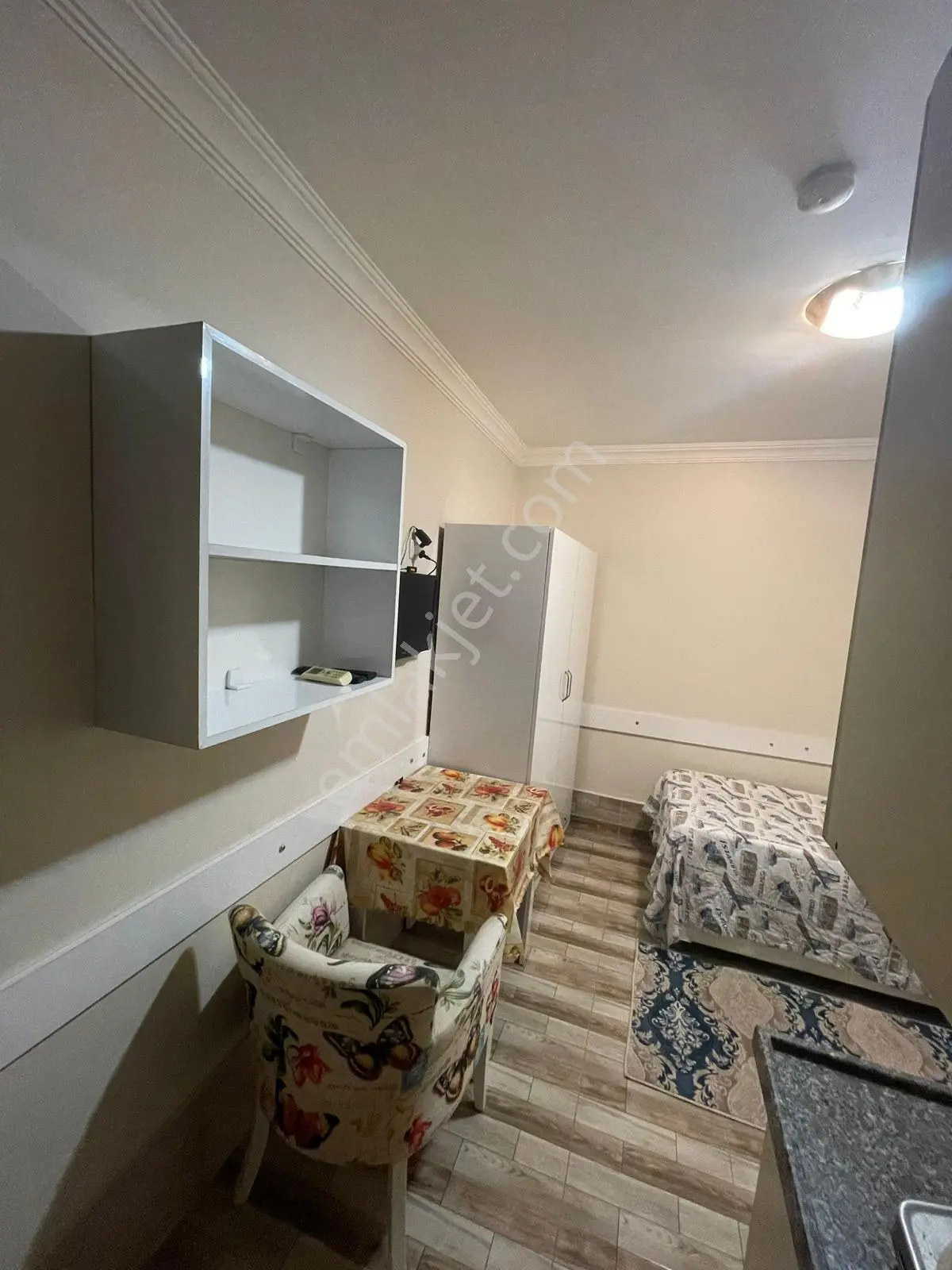 Adana Çukurova Mahfesığmazda 1+0 Bodrum Katta Kiralık Eşyalı Fırsat Daire - Görsel 3