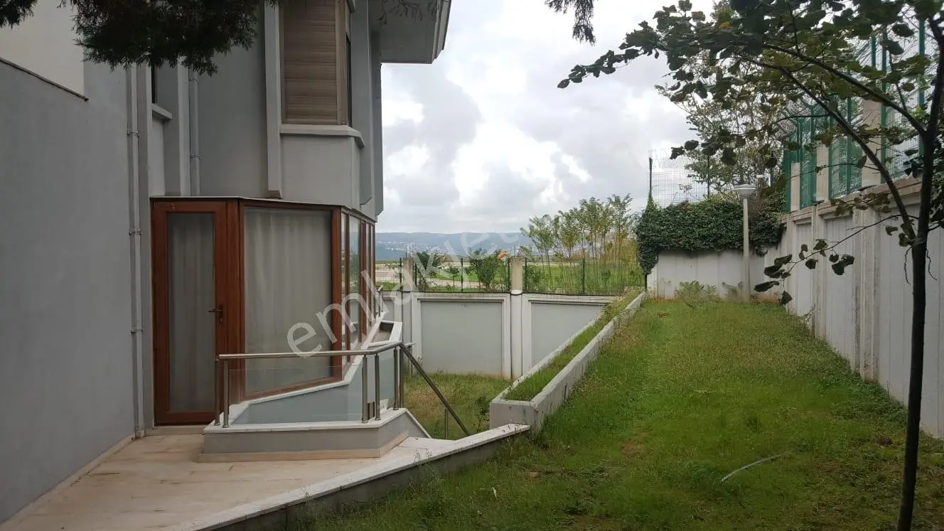 Yeniköy Hattat Villalarında Satılık Özel Konumlu Villa - Görsel 4
