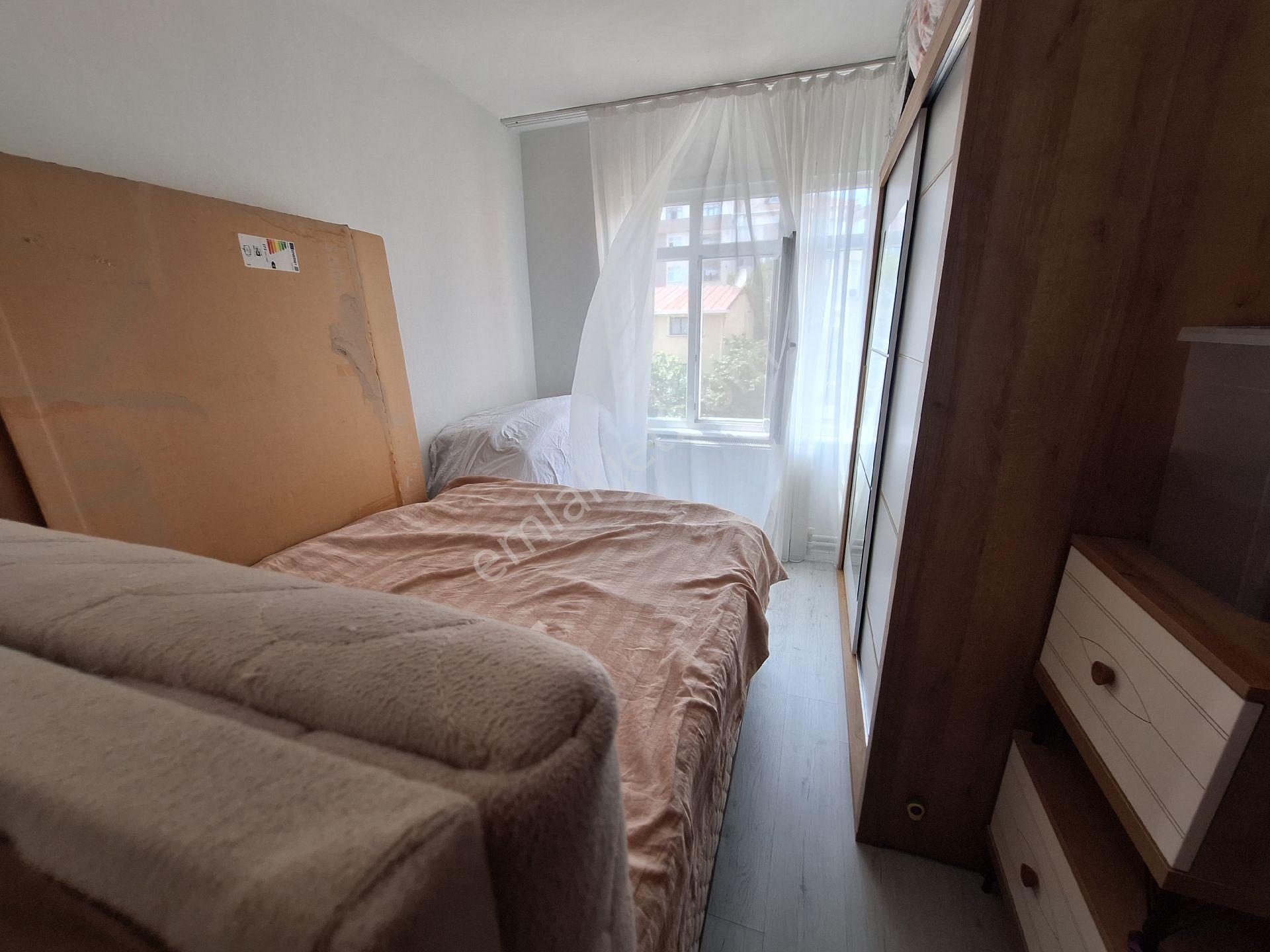 Pendik Çamçeşme Mahallesin'de Satılık 3+1 Daire Merkez'de Asansörlü - Görsel 3