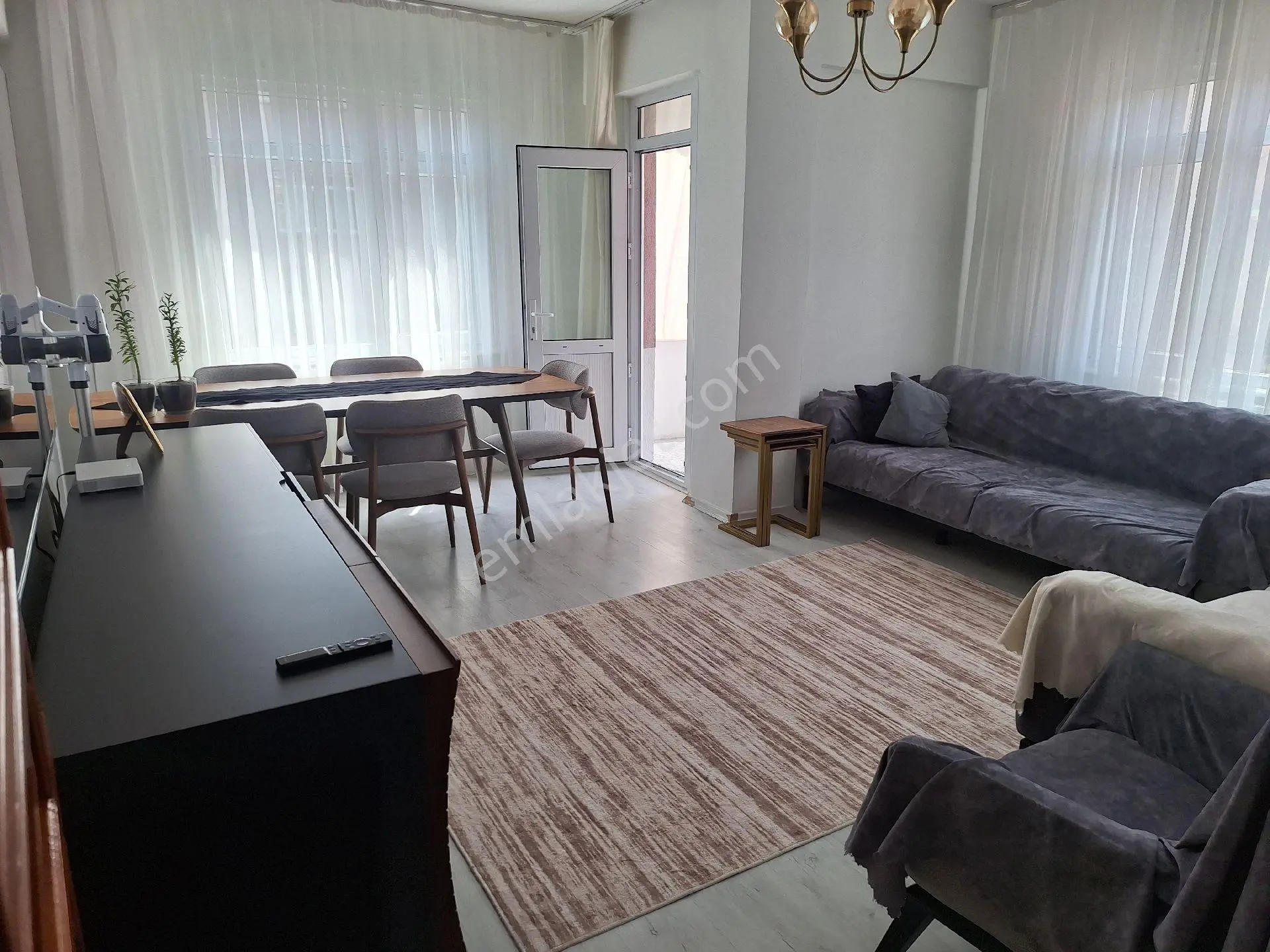 Pendik Çamçeşme Mahallesin'de Satılık 3+1 Daire Merkez'de Asansörlü - Görsel 2