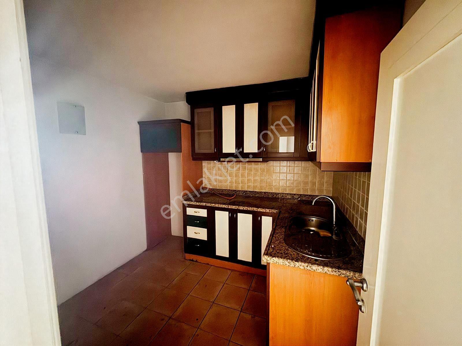 Akdeniz İstiklal Cad. İş Merkezinde Satılık 4+1 Ofis Büro - Görsel 17