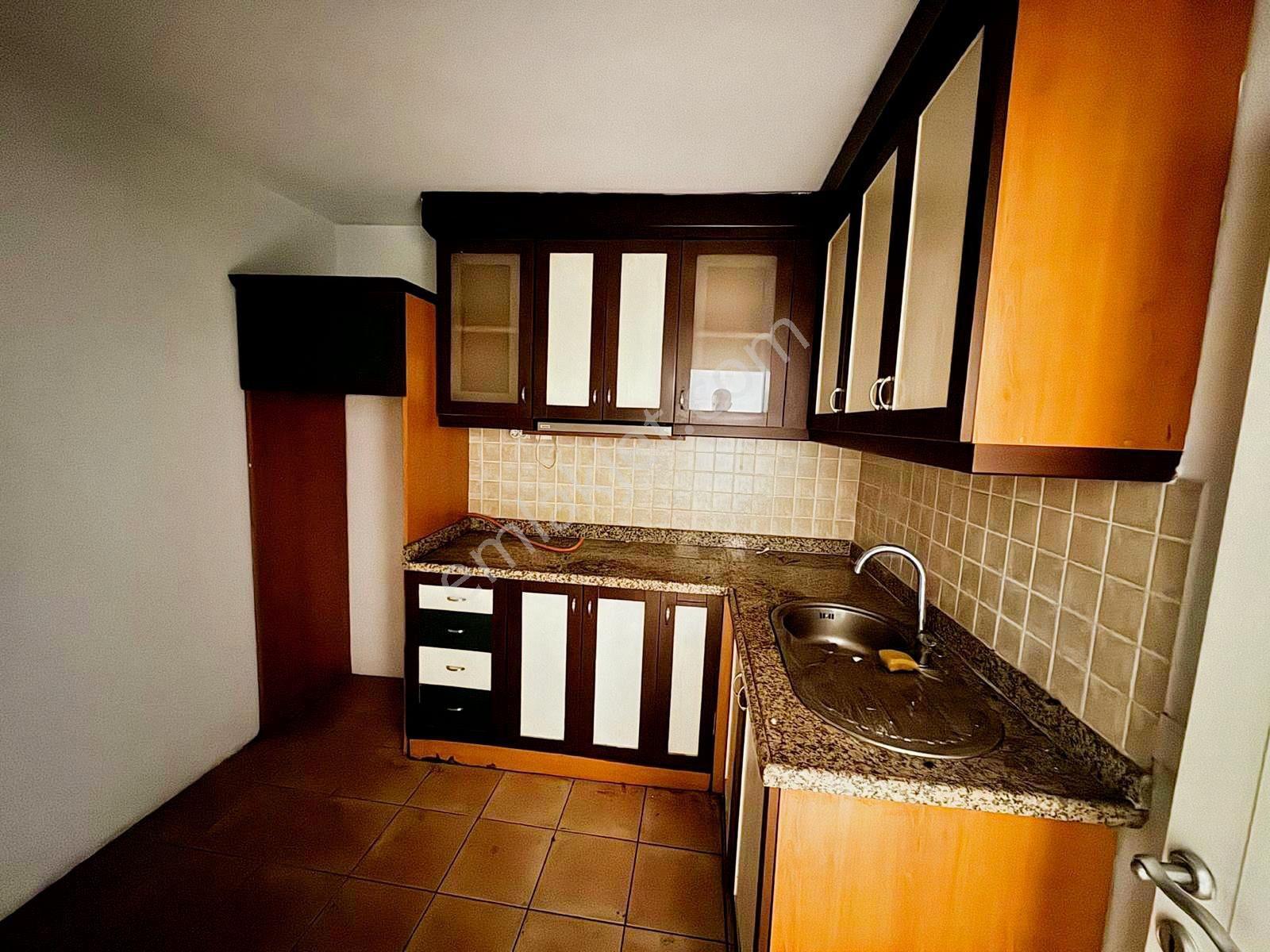 Akdeniz İstiklal Cad. İş Merkezinde Satılık 4+1 Ofis Büro - Görsel 25