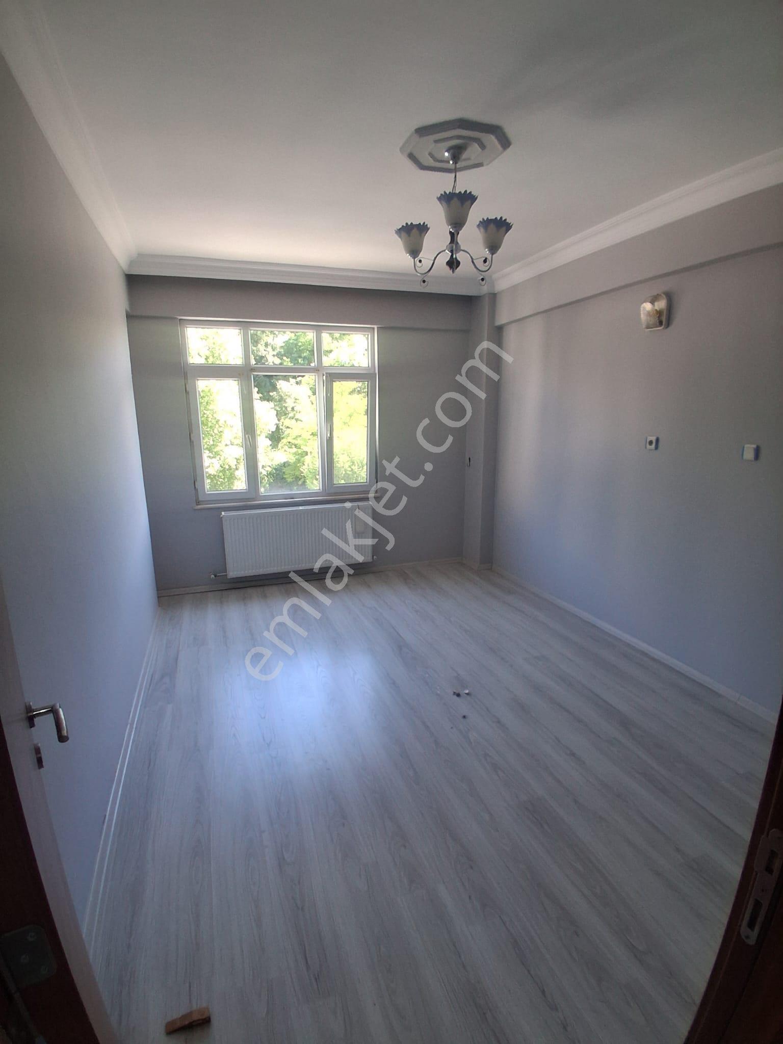 Adalet Gold Group Emlak'tan Bengiler Mahallesi'nde Merkezin Göbeğinde Kiralık 2+1 Daire - Görsel 8
