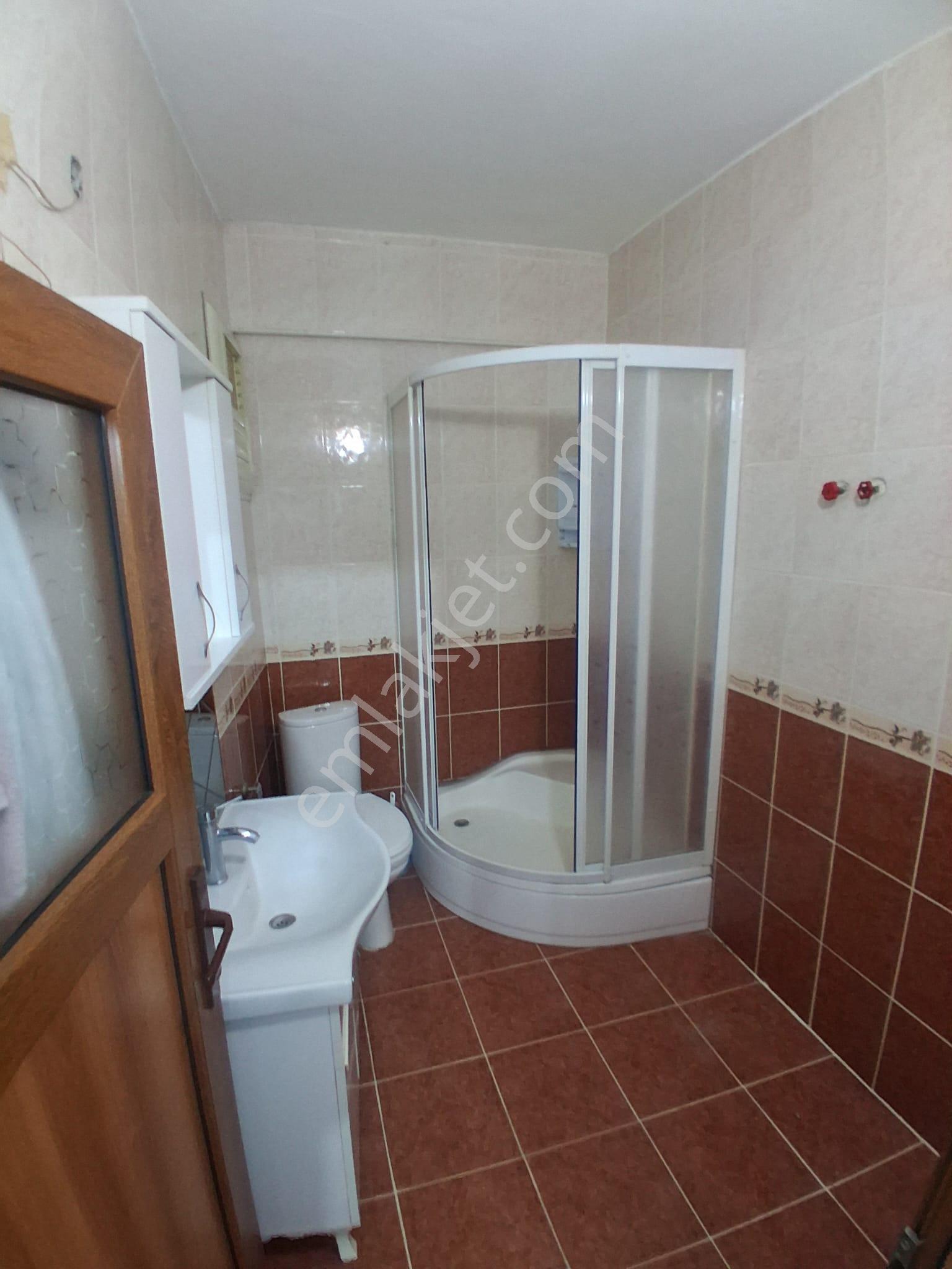 Adalet Gold Group Emlak'tan Bengiler Mahallesi'nde Merkezin Göbeğinde Kiralık 2+1 Daire - Görsel 12