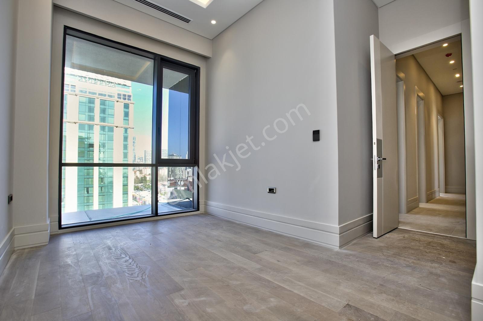 Barbaros 48'de Boğaz Manzaralı Kiralık Daire - Görsel 12