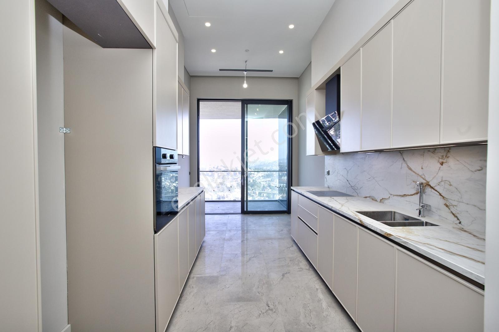 Barbaros 48'de Boğaz Manzaralı Kiralık Daire - Görsel 29