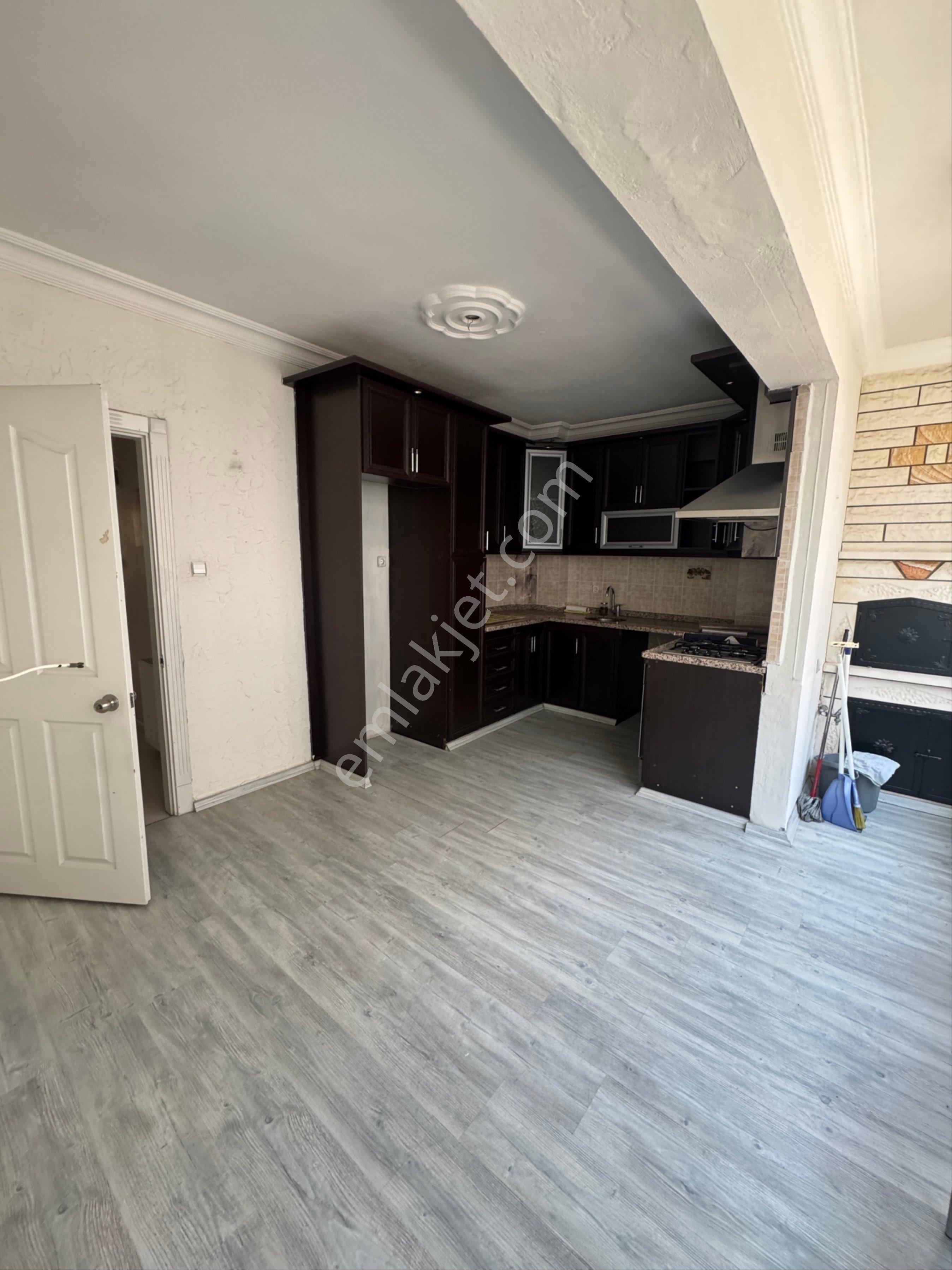 Edremıt Cumhurıyet Mahallesı Pazartesı Pazarı - Görsel 25