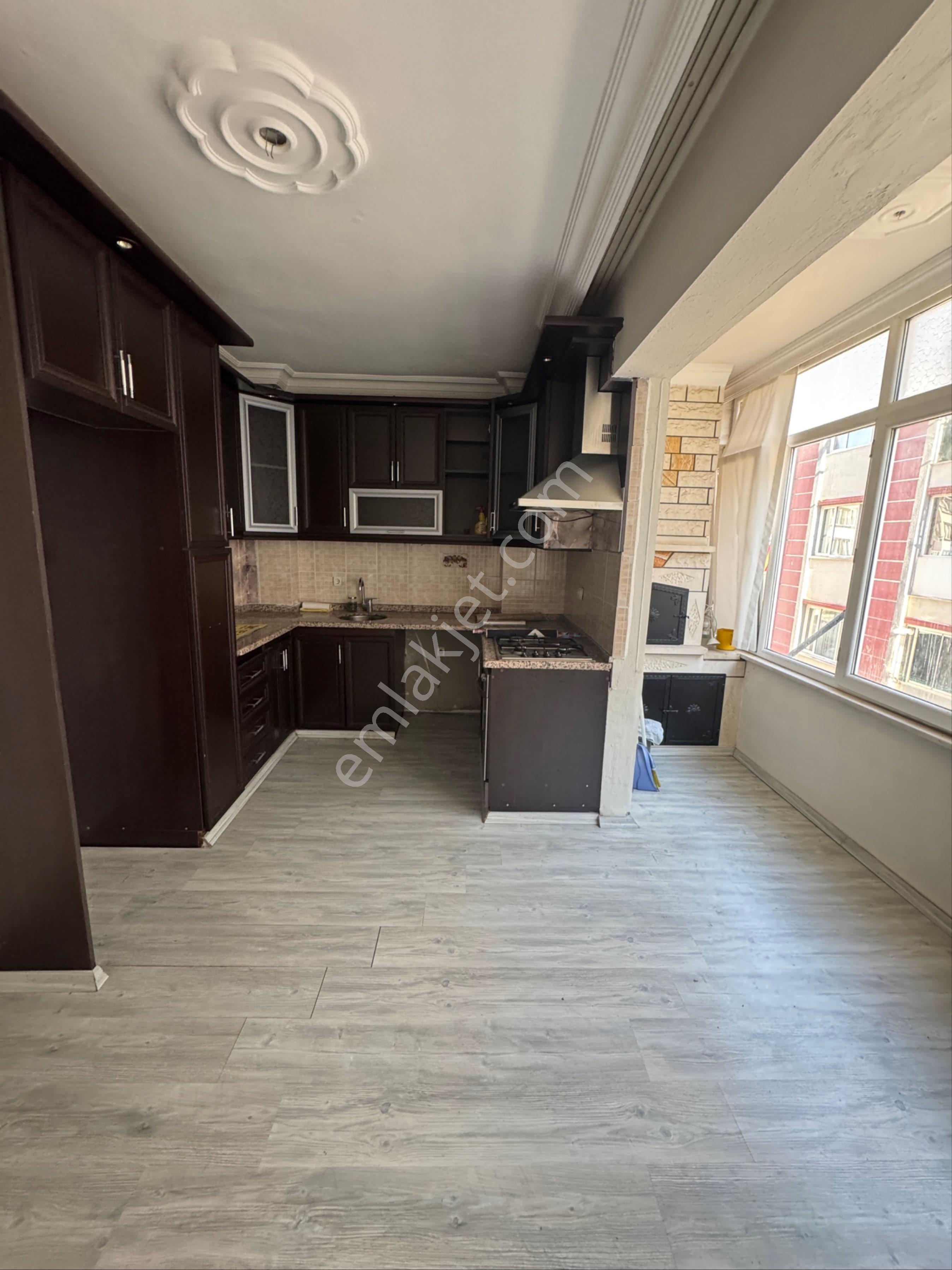Edremıt Cumhurıyet Mahallesı Pazartesı Pazarı - Görsel 23