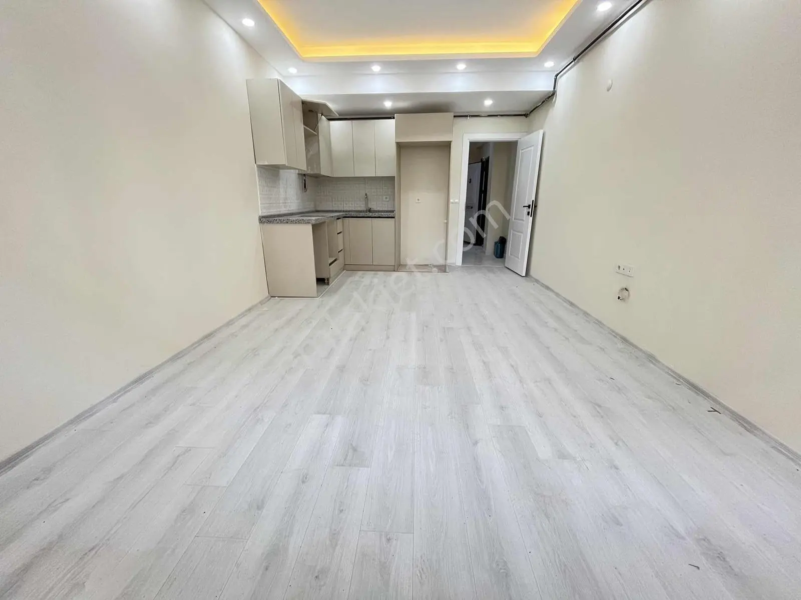 İmren Gayrimenkulden Gültepe Mh. 2+1 65 M2 Yeni Bina Bahçe Kat - Görsel 2
