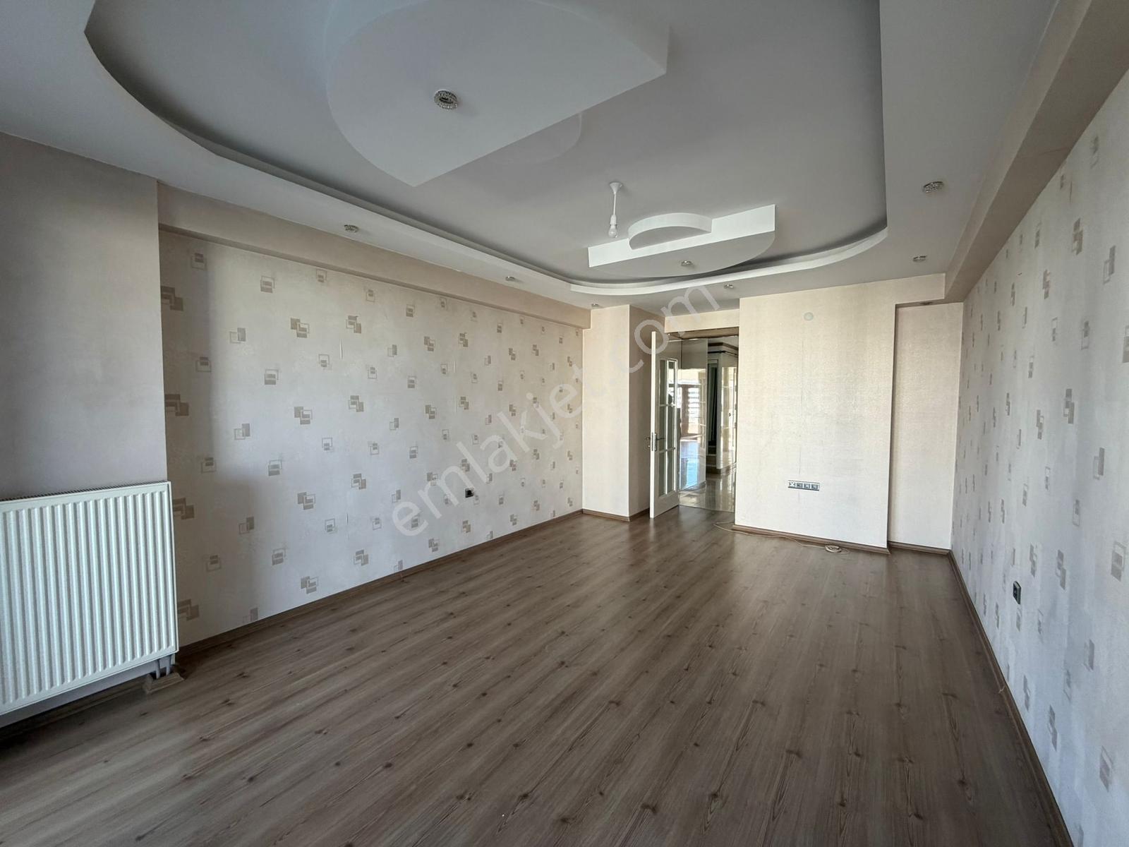 75 Ana Yol Üzerinde Site İçerisinde Kiralık 4+1 Daire - Görsel 6