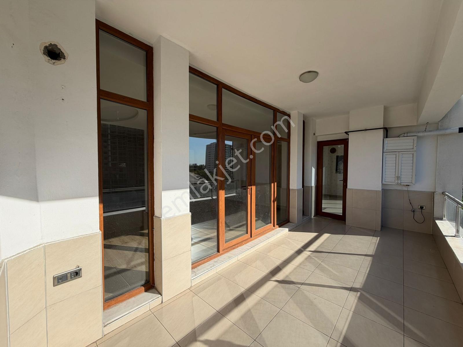75 Ana Yol Üzerinde Site İçerisinde Kiralık 4+1 Daire - Görsel 13