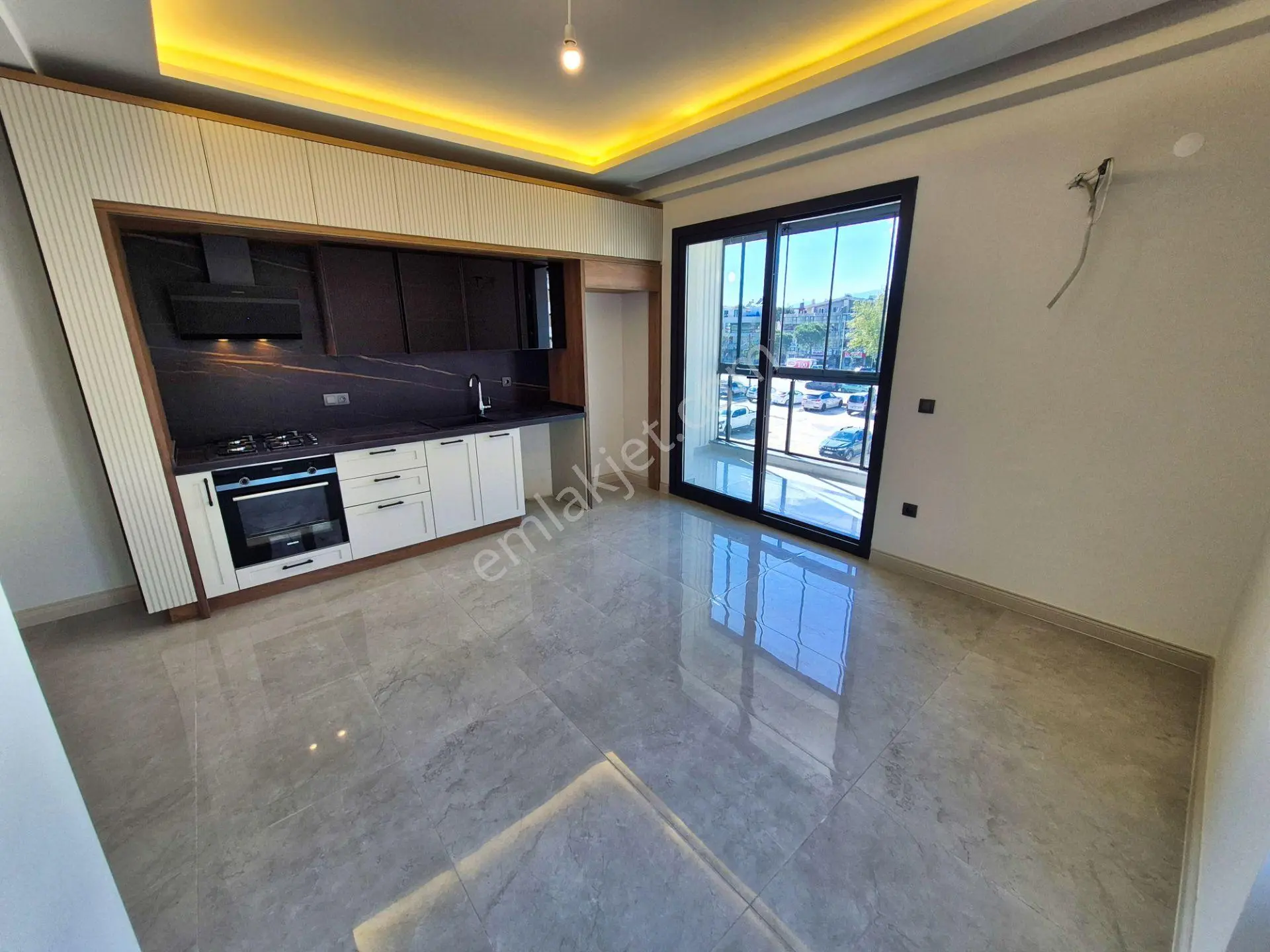 🛑🛑aktiften Altınkum Merkezde Satılık Denize 200mt Muazzam Arakat 2+1daire - Görsel 4