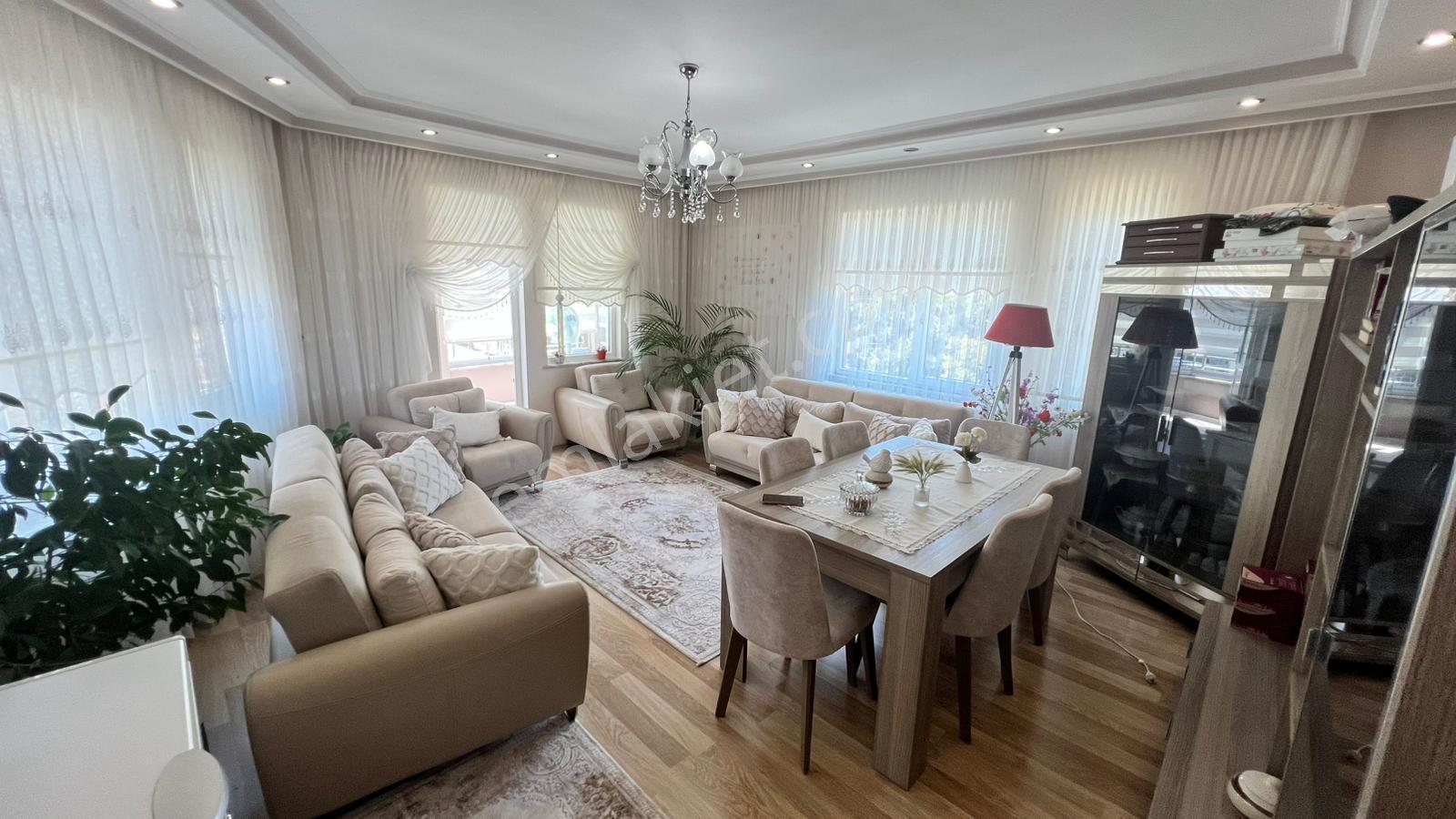 Bafra Vıp Gym.den Emirefendi Mah.de 3+1, 145m2 Satılık Daire - Görsel 25