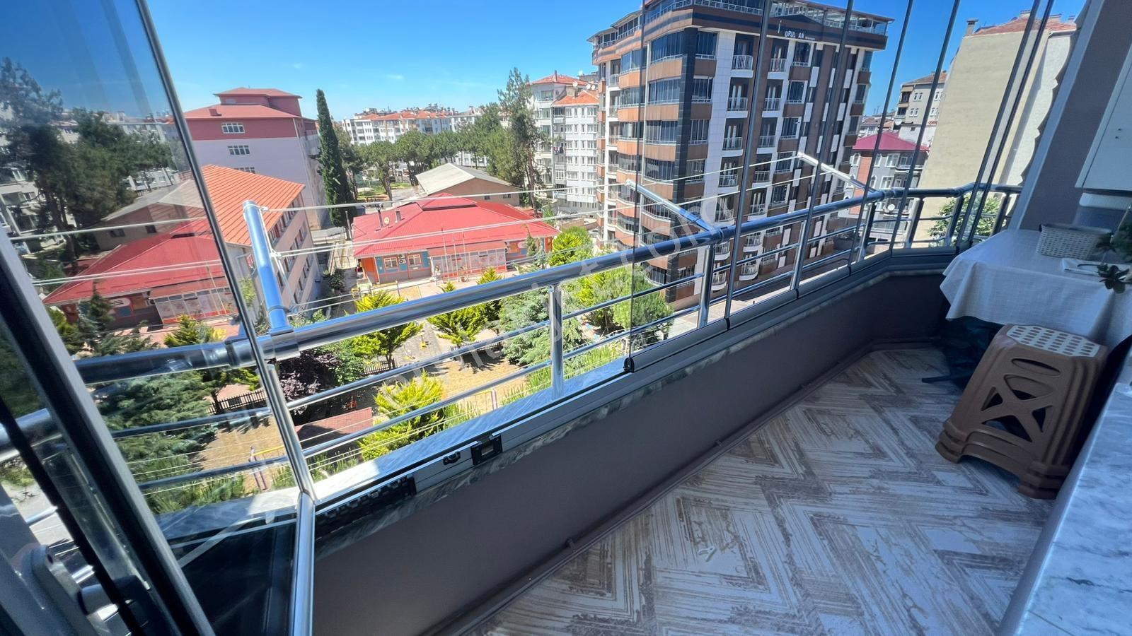Bafra Vıp Gym.den Emirefendi Mah.de 3+1, 145m2 Satılık Daire - Görsel 20