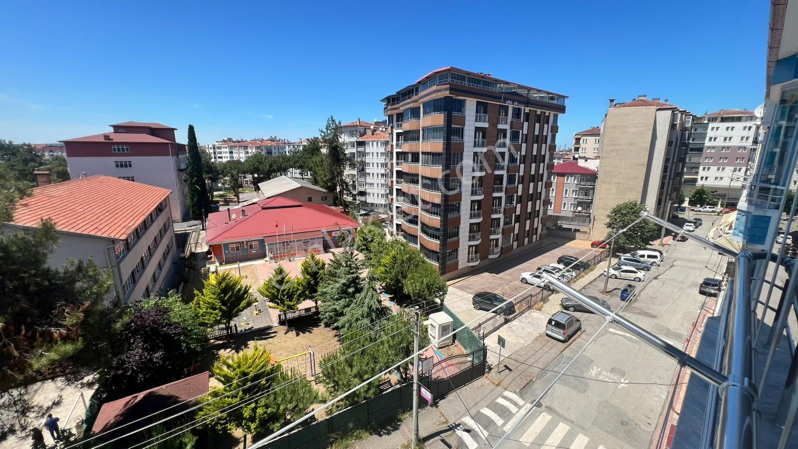 Bafra Vıp Gym.den Emirefendi Mah.de 3+1, 145m2 Satılık Daire - Görsel 16