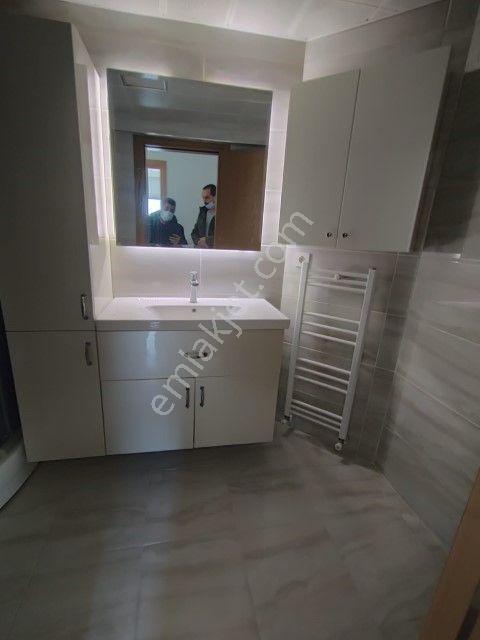 Bayraklıda Merkezi Konumda Site İçinde 2+1 Kiralık Daire - Görsel 12