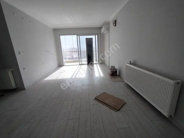 Bayraklıda Merkezi Konumda Site İçinde 2+1 Kiralık Daire - Görsel 4