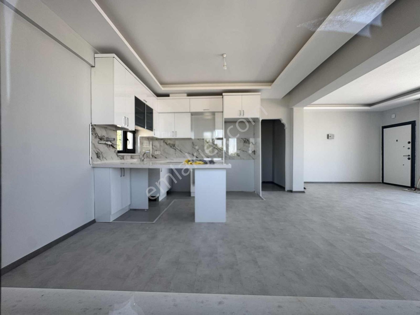 Fırsat Ortaseki Ormanlarına Komşu Peyzajlı Butik Villa - Takaslı - Görsel 2