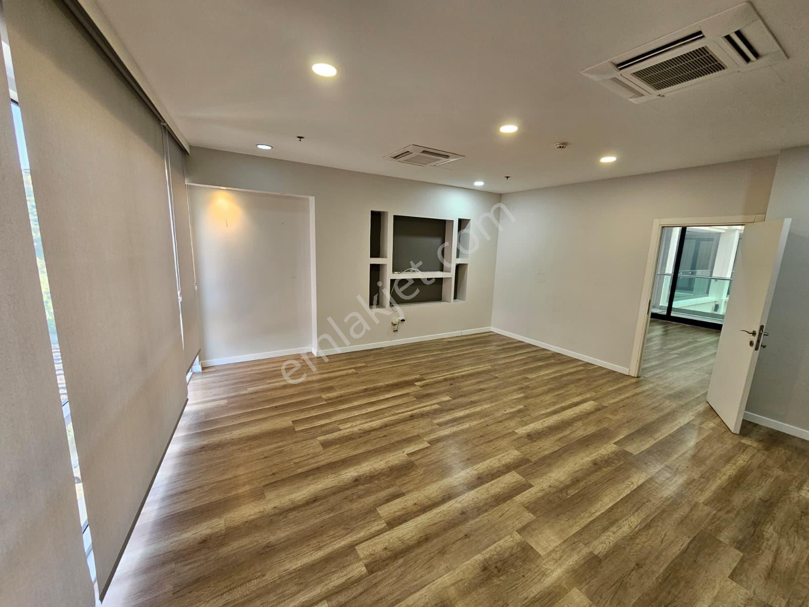 Maltepe Ofistanbul Plaza 1+1 İskanlı 77m2 Brüt/57m2 Net Satılık Ofis - Görsel 27