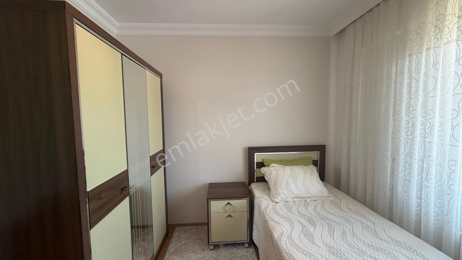 C21 İz Mehmet Çakar'dan Serdivan'da Kiralık Çatı Dubleks Daire - Görsel 23