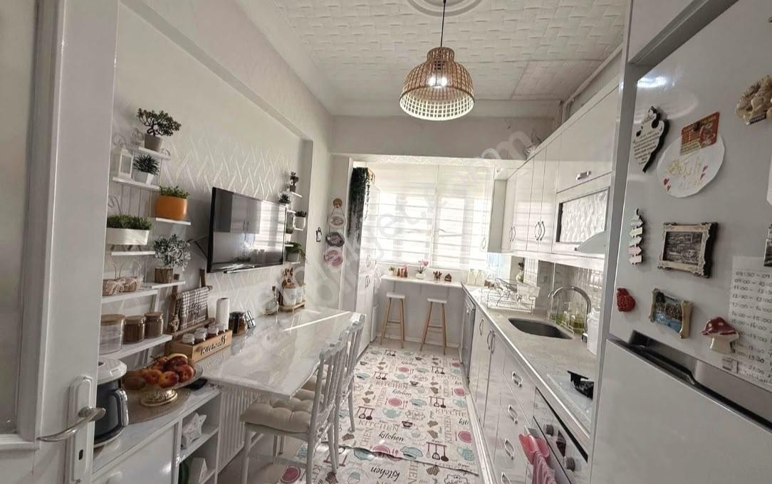 Kavaklık Mah'de Satılık 3. Kat 2+1 120 M2 Geniş Bakımlı Daire - Görsel 16