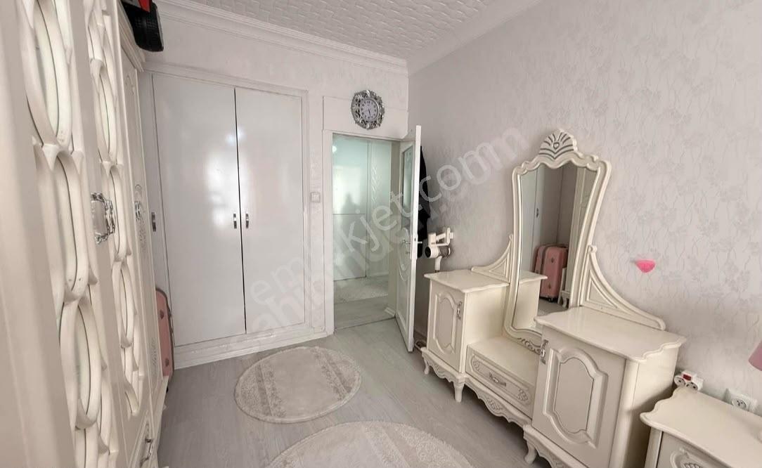 Kavaklık Mah'de Satılık 3. Kat 2+1 120 M2 Geniş Bakımlı Daire - Görsel 18