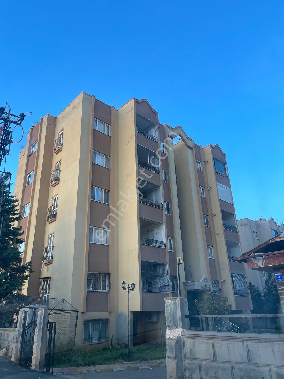 Acil Satılık Dağetegi Yeşil Urfa Evlerinde 4+1 Ara Kat - Görsel 12