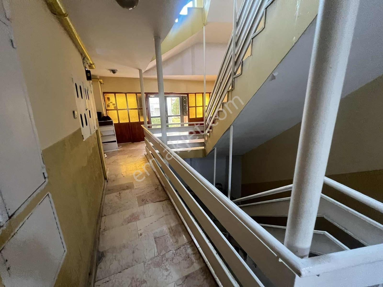 Güzelkent Mah.metroyakını Siteiçi 3+1 Yapılı Uygun Satılık Daire - Görsel 25