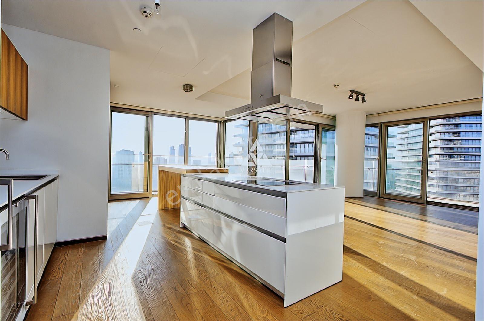 Zorlu Center Da Kiralık Boğaz Manzaralı Daire