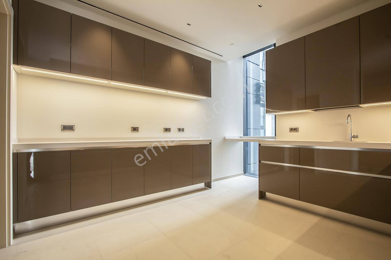 Çiftçi Towers'da 3+1 Manzaralı Kiralık Rezidans - Görsel 3