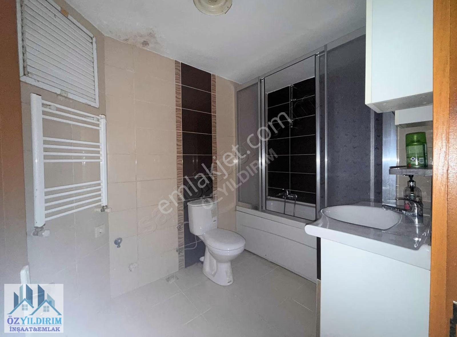 Sancaktepe Sarıgazi Mah. Kiralık 2+1 90m2 Net - Görsel 18
