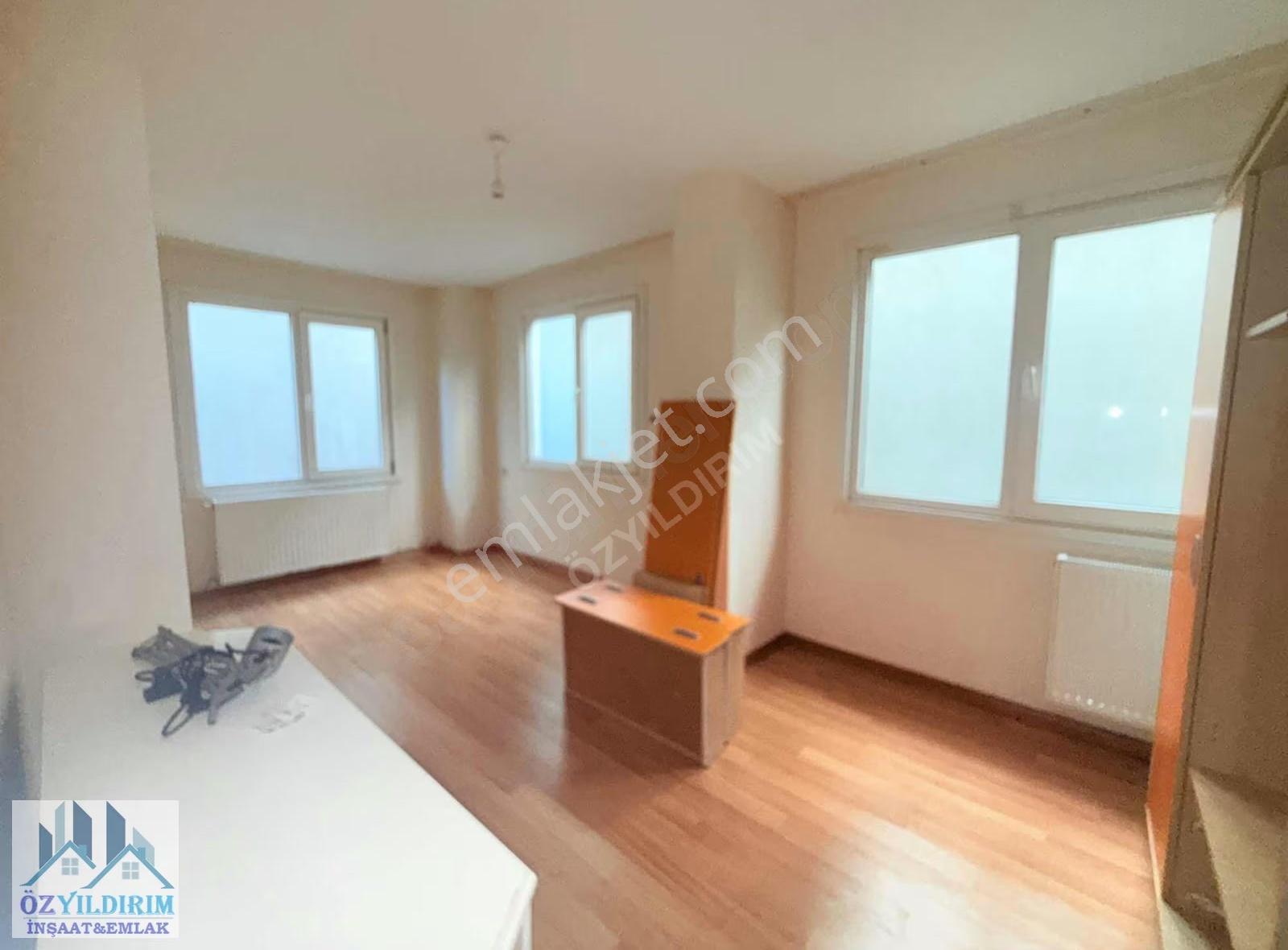 Sancaktepe Sarıgazi Mah. Kiralık 2+1 90m2 Net - Görsel 16