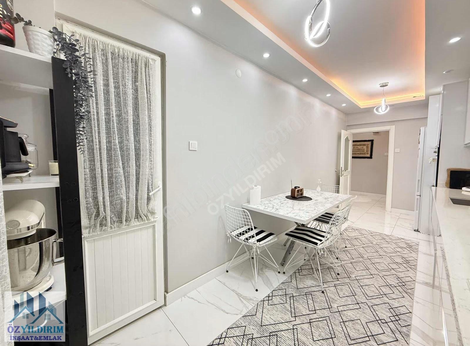 Ümraniye Madenler'de Site İçinde Satılık 3+1 Daire - Görsel 18
