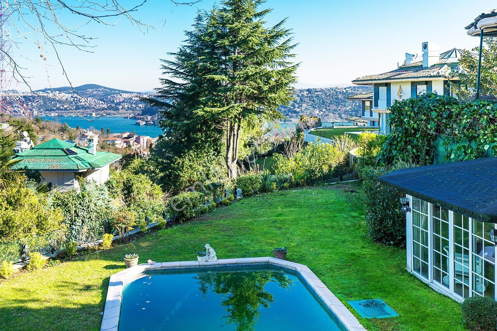 Ulus Solda Elit Sitede Kiralık Boğaz Manzaralı Lüks 4+2 Villa
