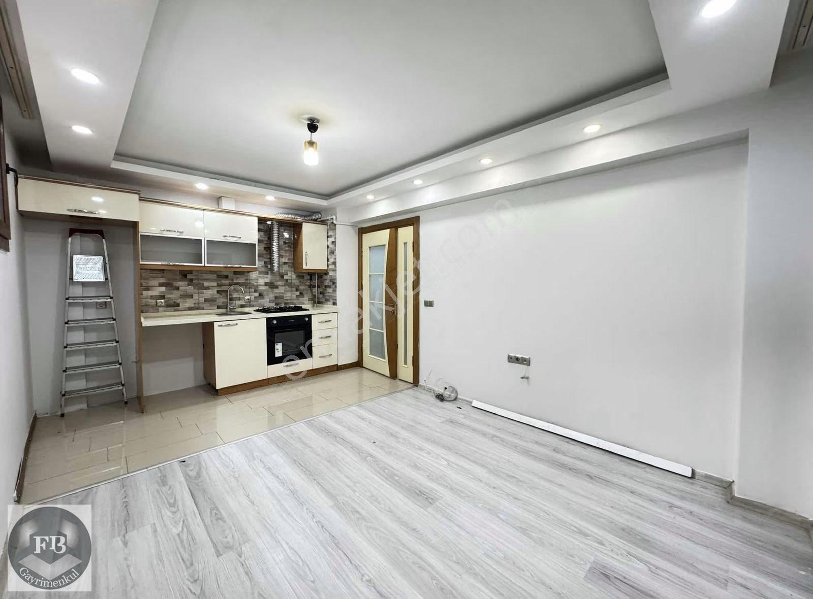 Fb Gayrimenkul'den Yeni Bina 1+1 Kiralık Daire
