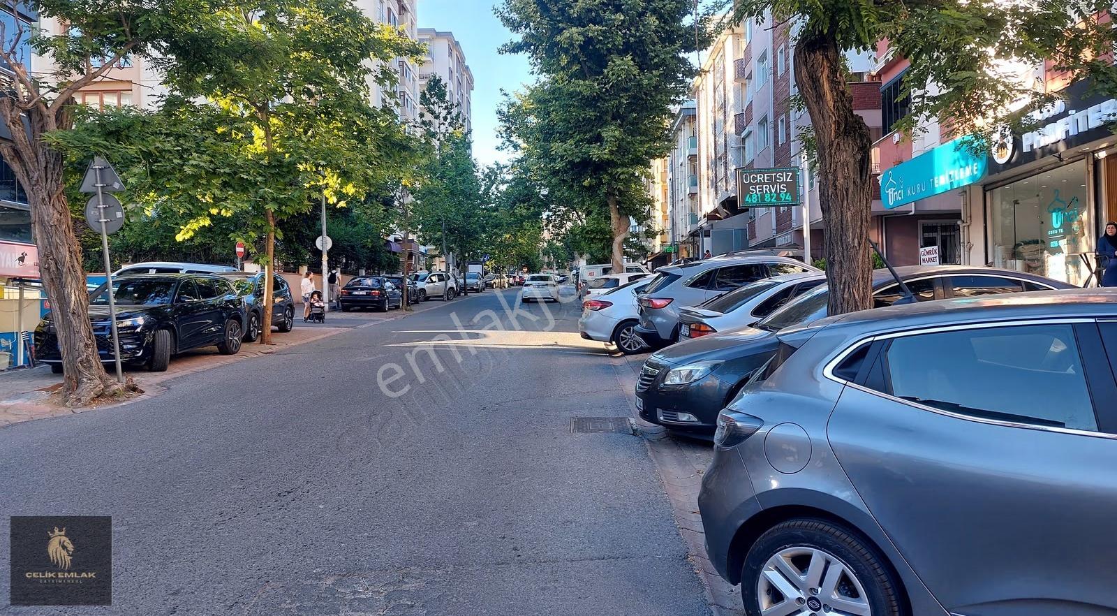 Esenevler'de 160m2 Ön Kullanımlı,depolu Düz Giriş Dükkan - Görsel 15