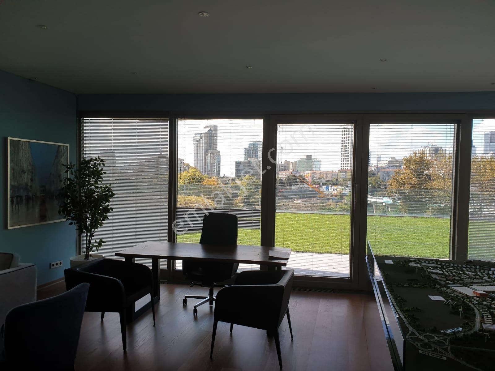 Zorlu Center Teras Evler Kıralık Bahcelı 350m2 Ofıs - Görsel 16