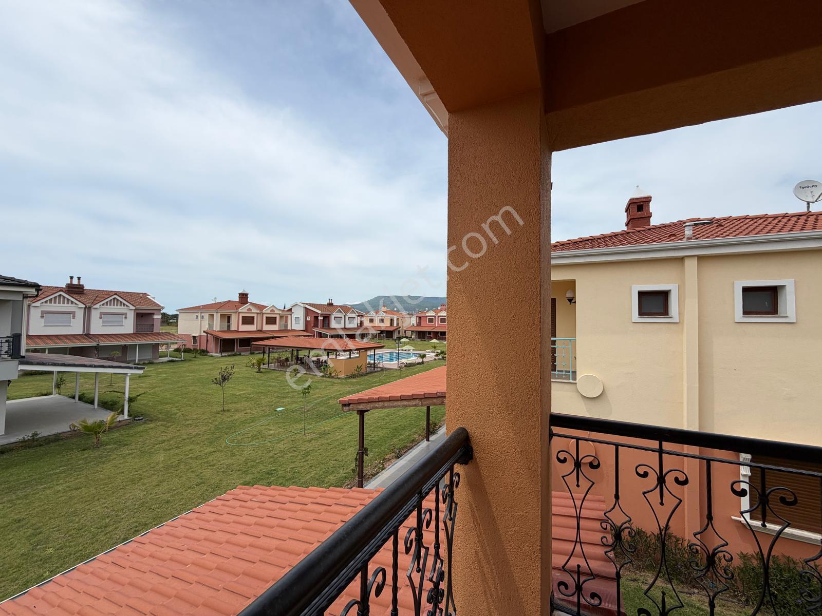İzmir Gümüldür'de Havuzlu Site İçerisinde Satılık Villalar - Görsel 18