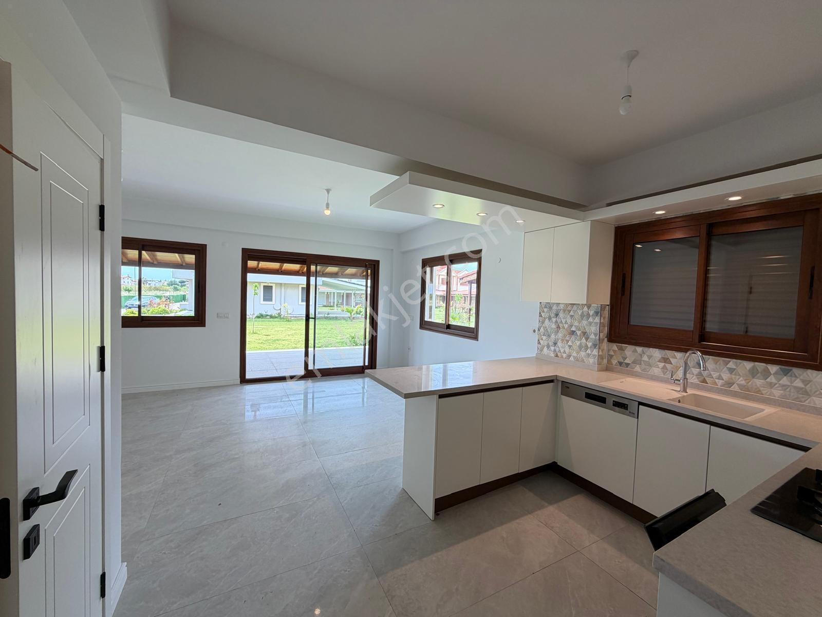 İzmir Gümüldür'de Havuzlu Site İçerisinde Satılık Villalar - Görsel 9