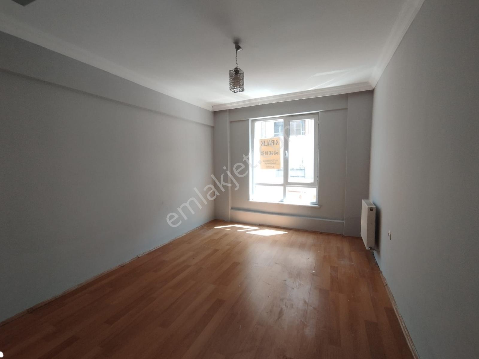Kumlubel Mahallesinde İçi Özenle Yenilenmiş Kiralık 2+1 Daire - Görsel 16