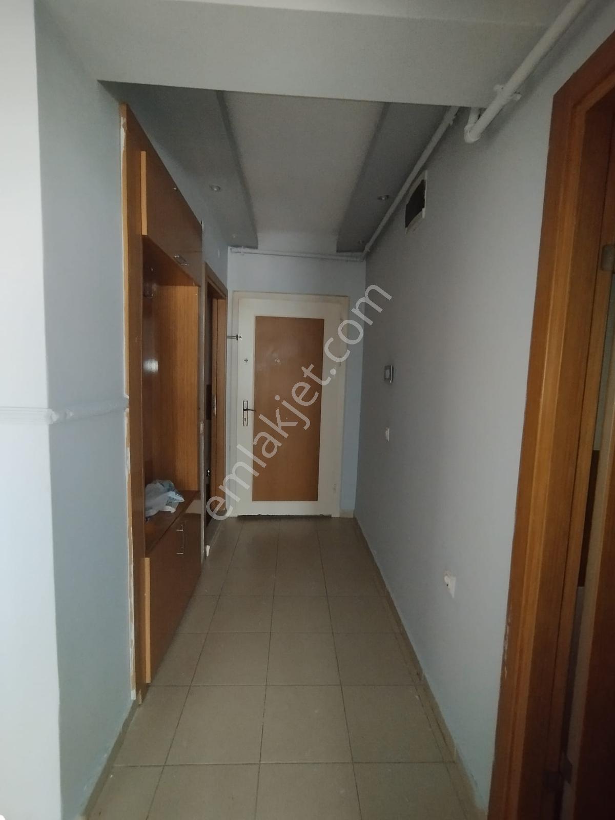 Kumlubel Mahallesinde İçi Özenle Yenilenmiş Kiralık 2+1 Daire - Görsel 24