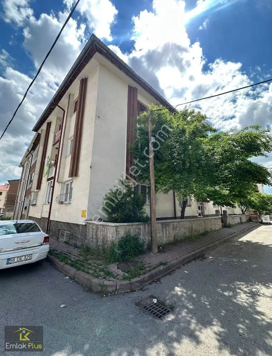 Emlak Plus'tan Merkez Gökçebostan Mahallesin De 3+1kiralık Daire - Görsel 3
