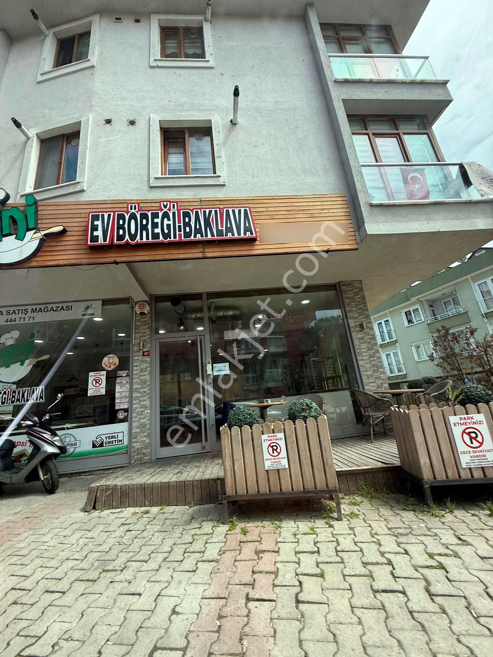 Ataşehir Örnek Mah. Kurumsal Kiracılı 150 M2 Satılık Dükkan - Görsel 4