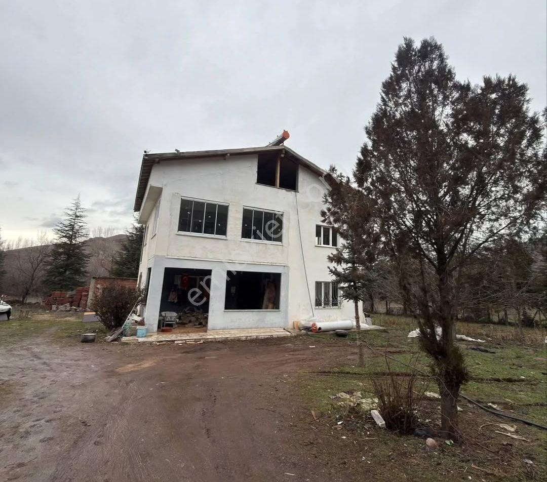 Eşenkara Porsuk Nehri Kıyısında Dubleks Binalı Müstakil Parsel - Görsel 13