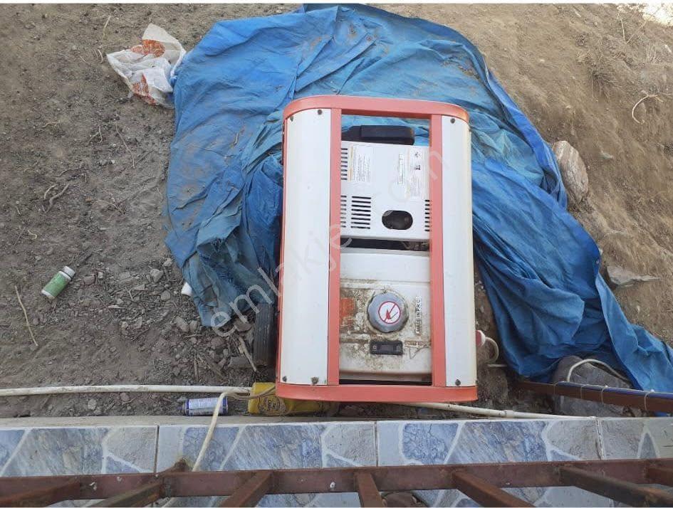 Turgutlu Satılık Bozkır Mah 5110m2 Bağ İçinde 50 Adet Meyve Ağaçları Ve 2+1 Ev Var - Görsel 13